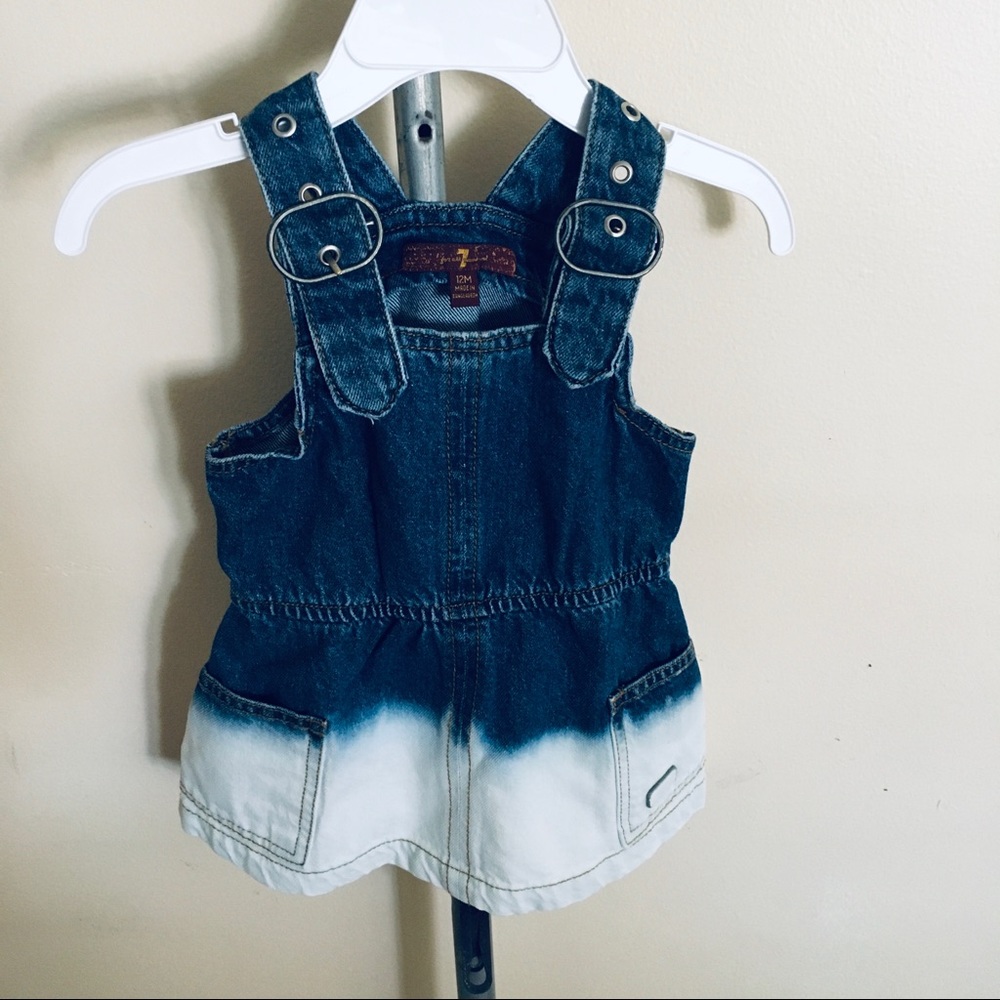 A bundle including 2 dresses good condition